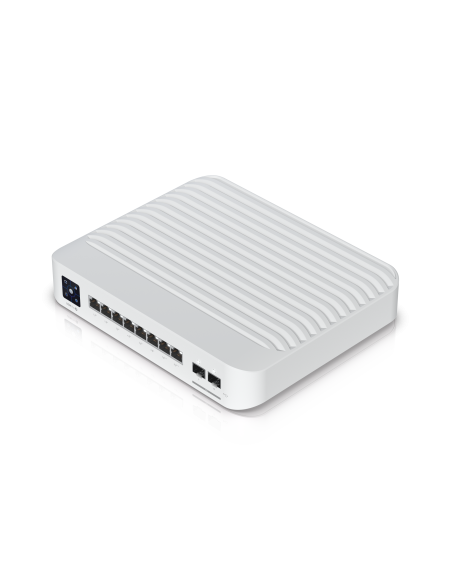 An 8-port  Layer 3 Switch With Poe+ And Poe++ Output